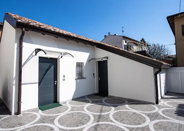 Konukevi Le Palme 4*